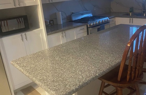 Gambier Apartment | 2-bedroom apartment in brilliant Nassau with WiFi, AC