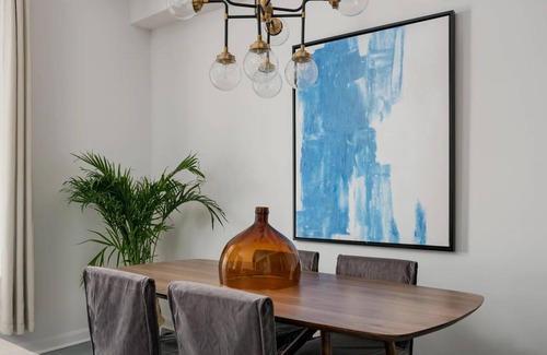 International District Apartment | 2 bedroom apartment in Old Montreal-Penny Lane