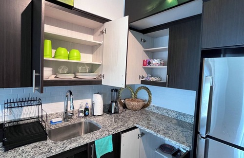Oak Cliff Apartment | 2-bedroom apartment in nice Dallas with fitness room, AC