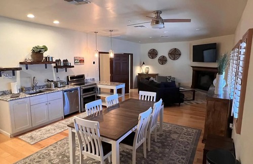 Roosevelt Apartment | 2-bedroom apartment in delightful Phoenix with AC, WiFi