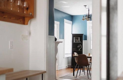 Munjoy Hill Apartment | 2-bedroom apartment in Portland, ME with WiFi, AC. Enjoy your stay!