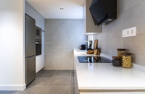 Nueva Espana Apartment | 2 bedroom apartment inLa Castellana by Sharing Co.