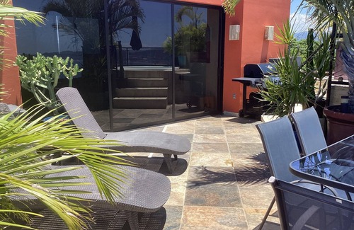 Las Hadas Apartment | 2-bedroom apartment in welcoming Manzanillo with WiFi, AC