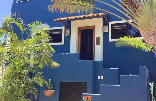 Las Hadas Apartment | 2-bedroom apartment in welcoming Manzanillo with WiFi, AC