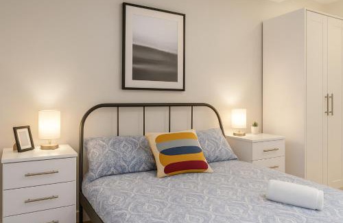 Cathays Apartment | 2 bedroom apartment Nr City Centre, Uni & Parks