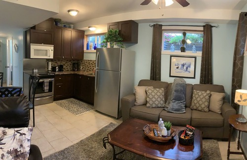 Kitchener Apartment | 2 Bedroom Apartment With Pool West Side