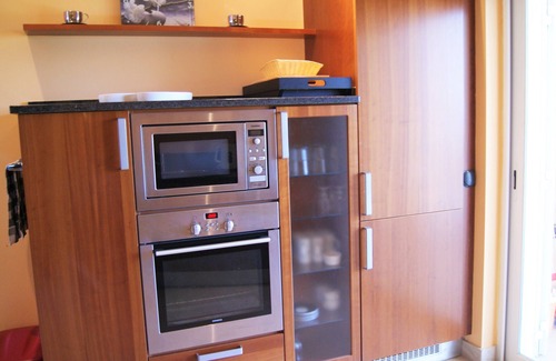Alfarrobeira Apartment | 2 Bedroom Apartment with Sea View Near Golf for 4 People