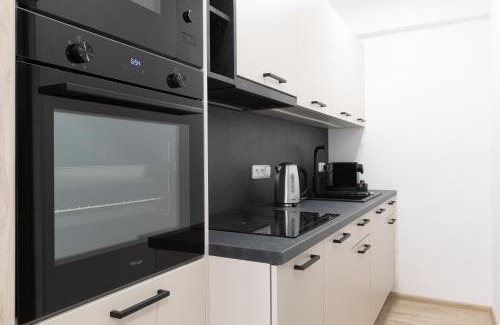 Prague 4 Apartment | 2 bedroom apartment with a terrace near the metro