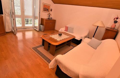 Srebreno Apartment | 2 bedroom apartment with garden