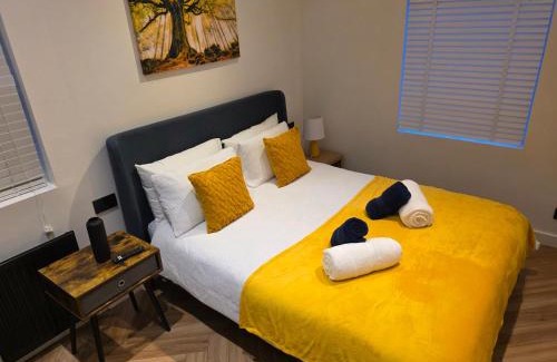 Anfield Apartment | 2 Bedroom Apartments Near Anfield Stadium - Sleeps 4 per Flat