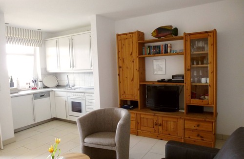 Zinnowitz Apartment | 2 bedroom apt. 36 sqm swimming pool u. Sauna about 8 minutes walk z. Beach Wi-Fi