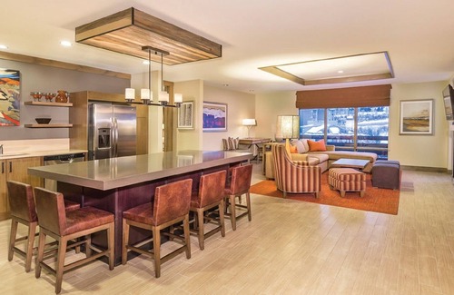 Avon Resort | 2 Bedroom Apt at Avon. Ski at Beaver Creek, Vail, Breckenridge