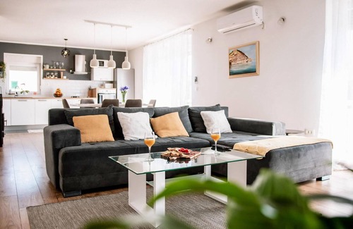 Donje Polje House | 2 bedroom awesome home in Sibenik