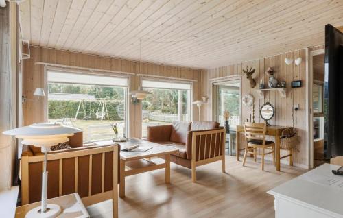 Hou House | 2 Bedroom Beautiful Home In Hals