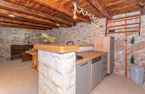 Rogoznica House | 2 bedroom beautiful home in Milinkovica
