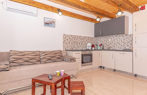 Rogoznica House | 2 bedroom beautiful home in Milinkovica