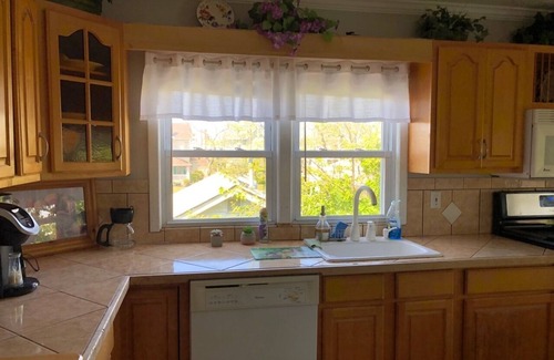 Wall Apartment | 2 Bedroom Belmar summer rental 1 block to beach!