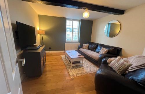 Hereford Apartment | 2 bedroom central apartment