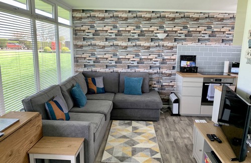 Stalham Ski Chalet | 2 Bedroom Chalet, Broadside Chalet Park Stalham, near the Norfolk broads