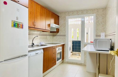 Marbella Apartment | 2 Bedroom Close to the Pool F-4