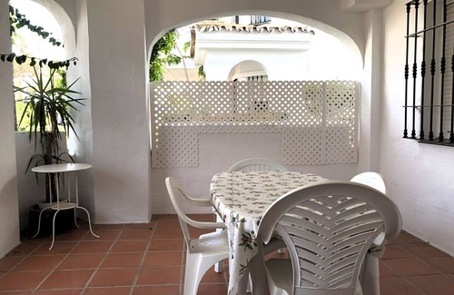 Marbella Apartment | 2 Bedroom Close to the Pool F-4