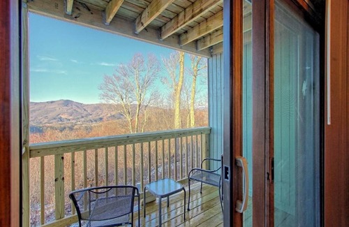 Sugar Mountain Apartment | 2-Bedroom Condo near Grandfather Mountain