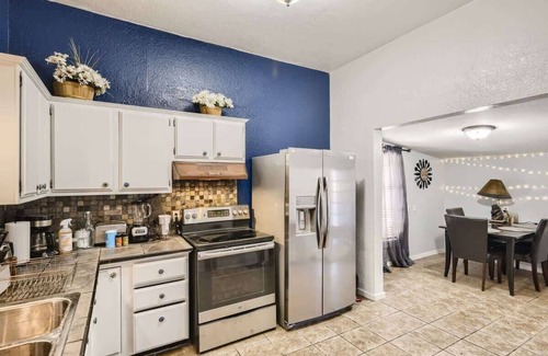 West Colorado Springs House | 2 Bedroom Cottage Minutes From Garden of the Gods
