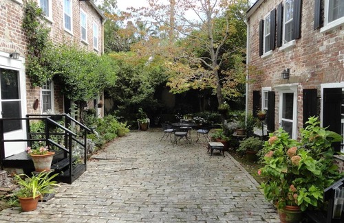 South of Broad Cottage | 2 Bedroom Cottage in the center of town! Free Parking and Private Courtyard!
