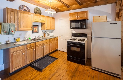 Naples Cottage | 2 Bedroom Cottage near the Causeway in Naples