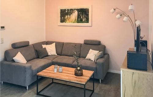Muritz Apartment | 2 Bedroom Cozy Apartment In Rechlin