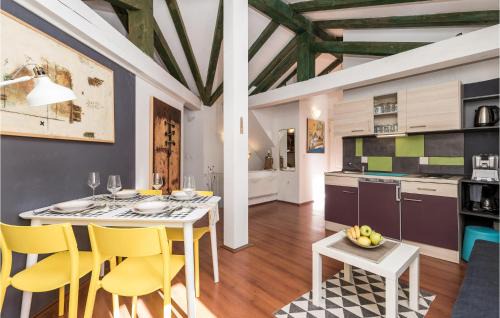 Kastav Apartment | 2 Bedroom Cozy Apartment In Kastav