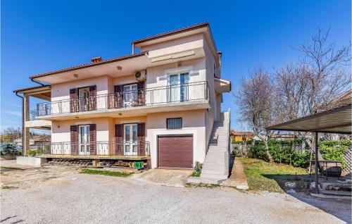 Vinez Apartment | 2 Bedroom Cozy Apartment In Labin