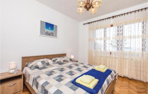 Rubesi Apartment | 2 Bedroom Cozy Apartment In Rubesi