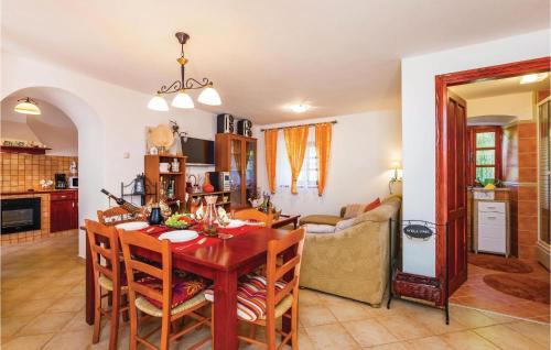 Moscenicka Draga House | 2 Bedroom Cozy Home In Moscenicka Draga