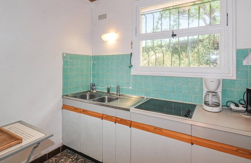 La Bouverie House | 2 bedroom cozy home in La Bouverie