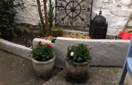 Glanwydden Cottage | 2 Bedroom Double Fronted Cottage nr Llandudno & Conwy