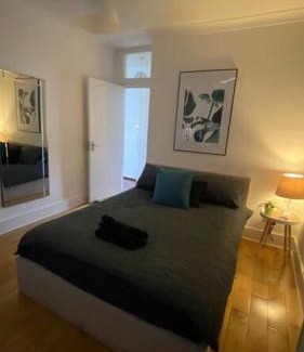 Camberwell Green Apartment | 2 Bedroom Flat in Camberwell Green - Central Location with excellent connections to tourist attractions and main London airports