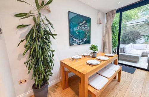 Addison Apartment | 2-Bedroom flat with private patio & firepit in Shepherds Bush near Hammersmith