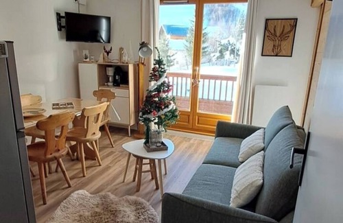 Saint-Sorlin-d'Arves Apartment | 2 bedroom apartment in saint-sorlin-d'arves