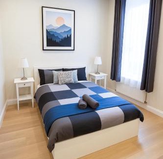 Harringay Apartment | 2-Bedroom Garden Flat - Modern, Bright - A
