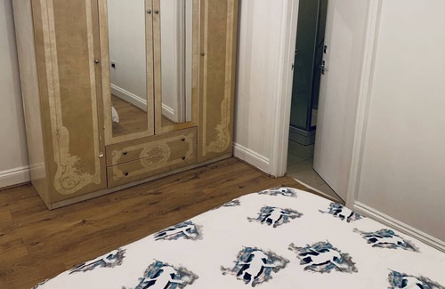 Canbury Apartment | 2 bedroom apartments