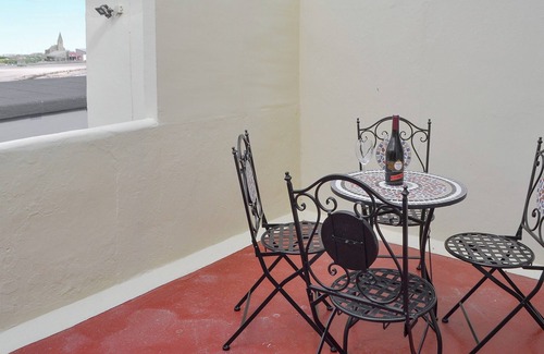Newbiggin-by-the-Sea Cottage | 2 bedroom accommodation in Newbiggin-by-the-Sea