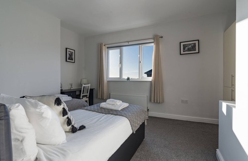 Woodhorn House | 2 bedroom house by the sea