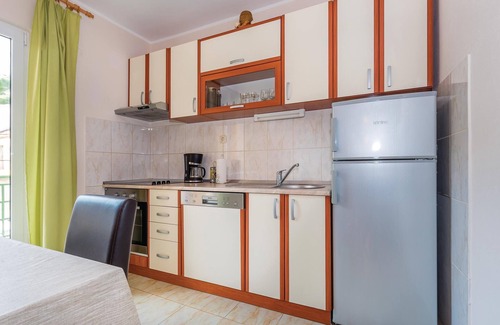 Raslina Apartment | 2 bedroom gorgeous apartment in Raslina