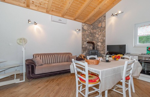 Novi Vinodolski House | 2 bedroom gorgeous home in Klenovica