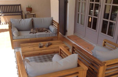 Vauvenargues House | 2 bedroom ground floor appartment with garden and views of Sainte Victoire