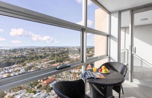 Bondi Junction Apartment | 2-Bedroom Harbour Suite Near to Bondi Beach Sydney