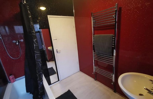 Tunstall Apartment | 2 bedroom house, Tunstall, Stoke-on-Trent.