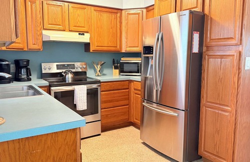 Satellite Beach House | 2-bedroom house in Satellite Beach I 4 Min Walk from the Beach