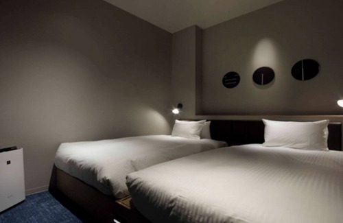 Shinjuku Hotel | 2 Bedroom in Affordable Hotel WiFi AC Gym laundromat Shinjuku